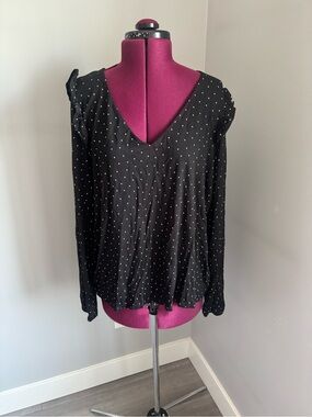 Reitmans Black Long Sleeve V-Neck Polka Dot Blouse